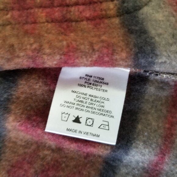 NWT! Soft & Comfy Long-Sleeve Sweater Coat w/Southwestern Design & Button Close - Picture 13 of 15